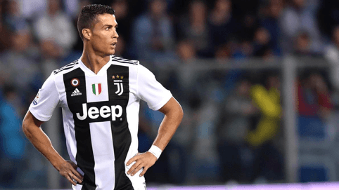 Lettre ouverte à Cristiano Ronaldo, champion des implants capillaires ?